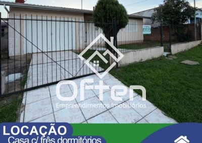 LOCAÇÃO – AMPLA CASA COM TRÊS DORMITÓRIOS