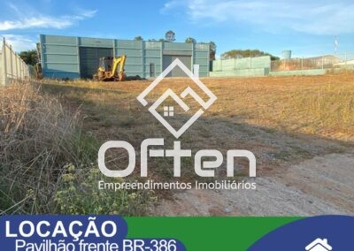 LOCAÇÃO – AMPLO PAVILHÃO COM AMPLO TERRENO – FRENTE BR-386