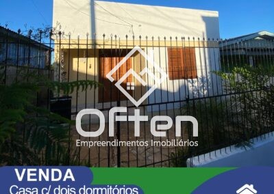 VENDA E LOCAÇÃO – CASA COM DOIS DORMITÓRIOS E GARAGEM