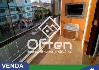 VENDA – APARTAMENTO SEMIMOBILIADO NO CENTRO DA CIDADE