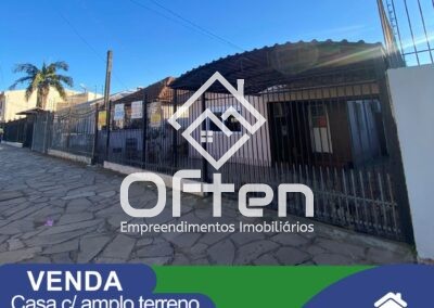 VENDA – CASA COM AMPLO TERRENO E LOCALIZAÇÃO PRIVILEGIADA