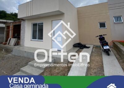 VENDA – CASA GEMINADA EM CONDOMÍNIO FECHADO