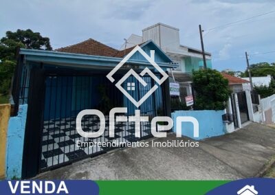VENDA E LOCAÇÃO – CASA COM ÓTIMO TERRENO PRATICAMENTE NO CENTRO